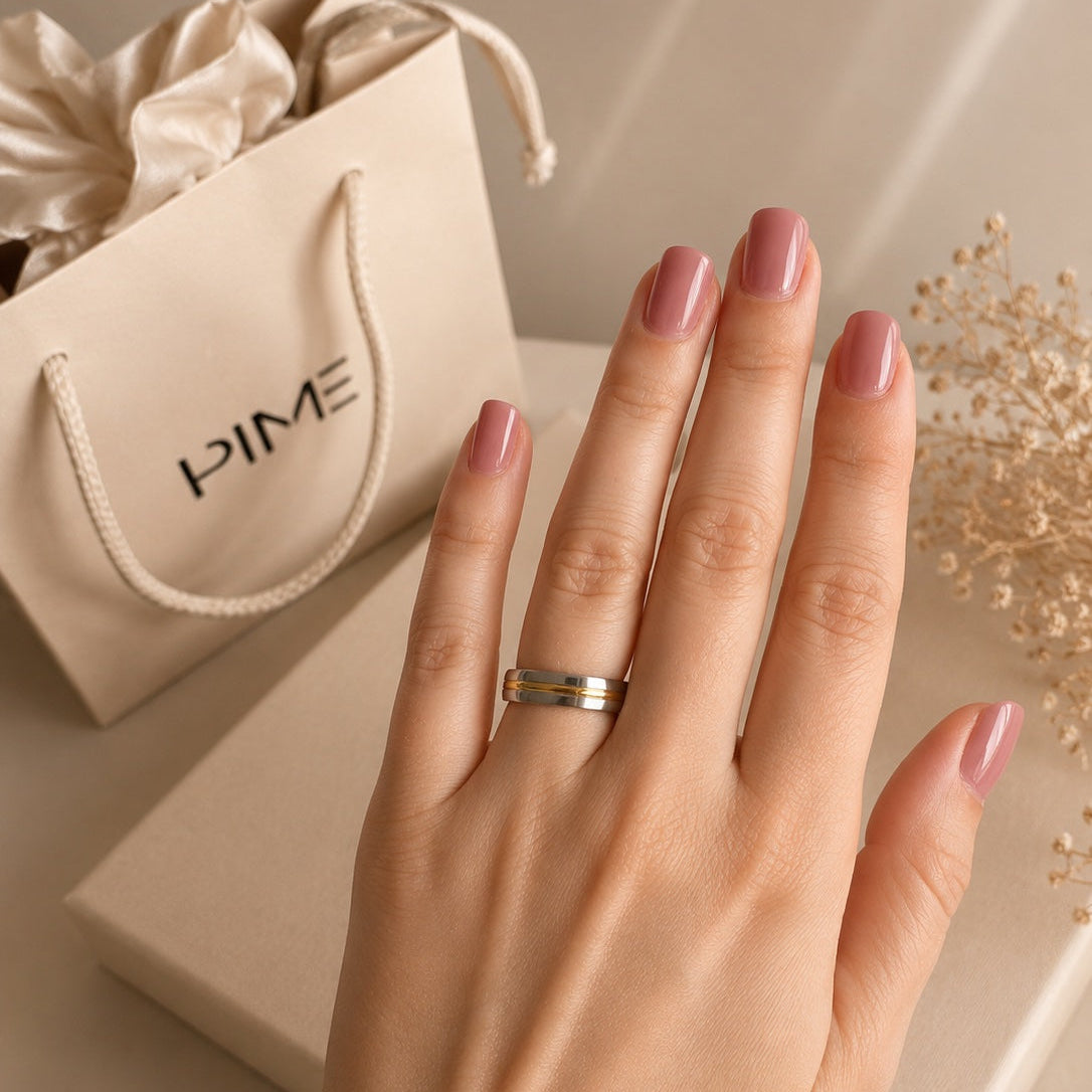 Aliança Filete Dourado 6mm em Aço para Casamento, Namoro ou Compromisso - REF1841