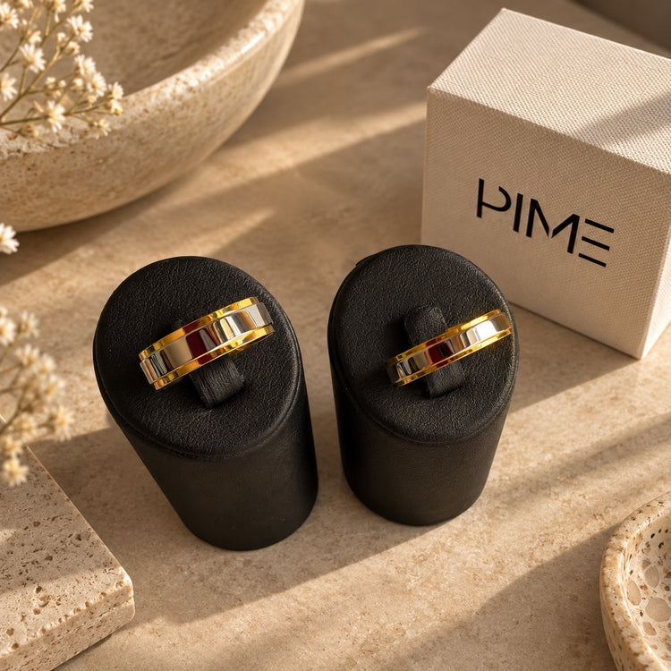 Aliança Dourada com Centro Prateado - 4mm e 6mm - em Aço para Casamento, Namoro ou Compromisso - REF0002321