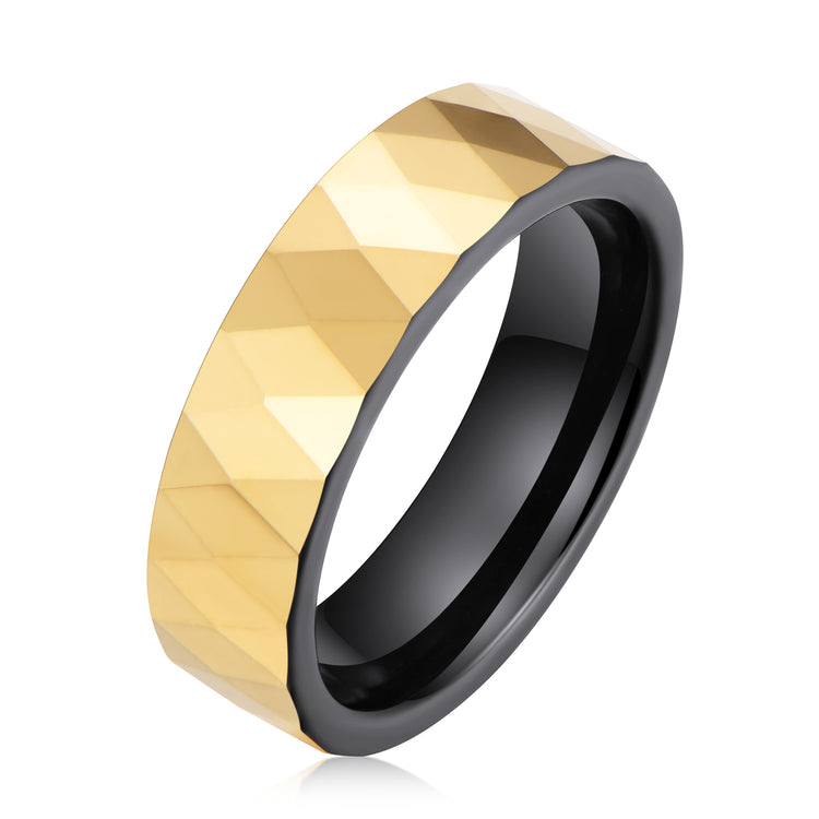 Aliança em Tungsténio Dourada, com 6mm de Largura, Efeito Angular Brilhante - REF9025
