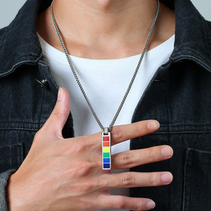 Colar LGBTQIA+ com Medalha Vertical Colorida - em Aço - REF2007