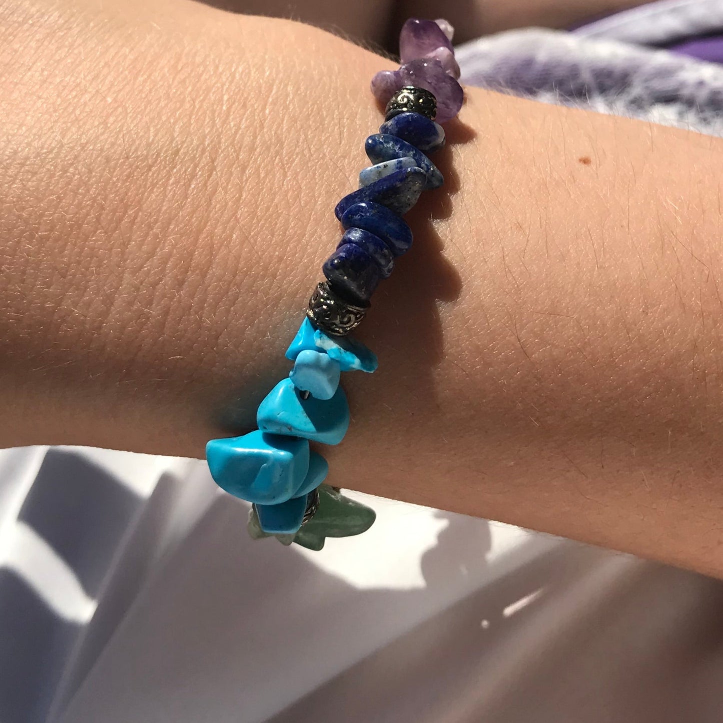 Pulseira Reiki com Pedras Lascadas 7 Chakras - REF1061