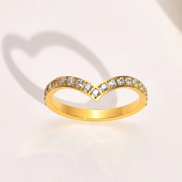 Anel de Noivado Dourado em Aço com Pedras Brilhantes - REF9616