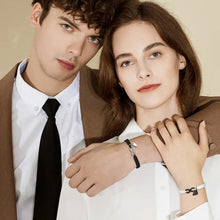 Carregar imagem no visualizador da galeria, Conjunto de Duas Pulseiras para Namorados Ajustáveis - Infinito com Coração Íman - REF6715