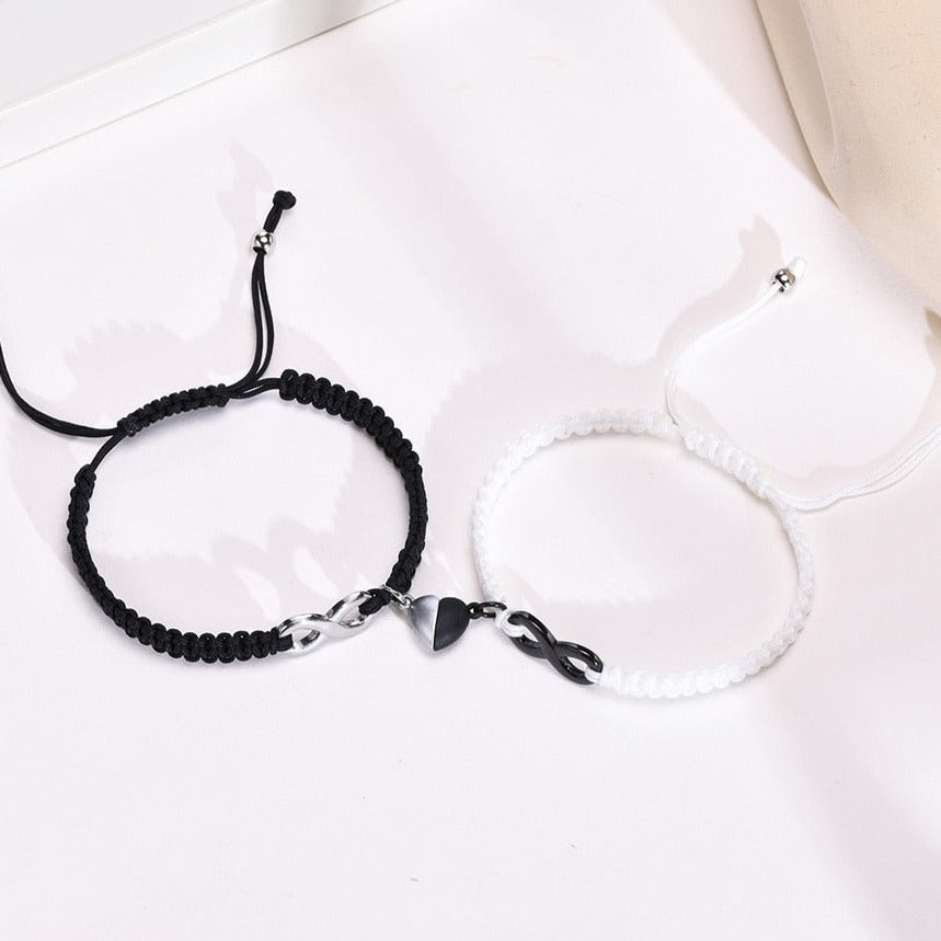 Conjunto de Duas Pulseiras para Namorados Ajustáveis - Infinito com Coração Íman - REF6715