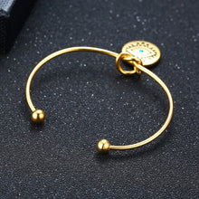 Carregar imagem no visualizador da galeria, Pulseira Dourada com Medalha Olho Azul em Aço - REF1575 - PIME.pt