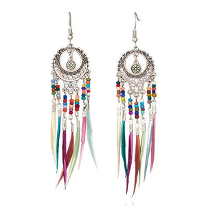 Brincos Círculo com Missangas e Penas Coloridas Pendentes - REF1234 - PIME.pt
