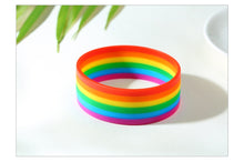 Carregar imagem no visualizador da galeria, Pulseira LOVE IS LOVE em silicone -REF1395 - PIME.pt