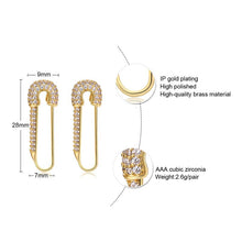 Carregar imagem no visualizador da galeria, Brincos Alfinete com Brilhantes em Aço - REF1583 - PIME.pt