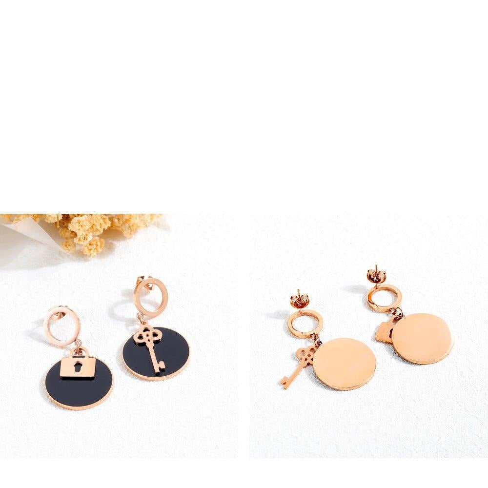Brincos Medalha com Chave e Cadeado em Aço - REF1556 - PIME.pt