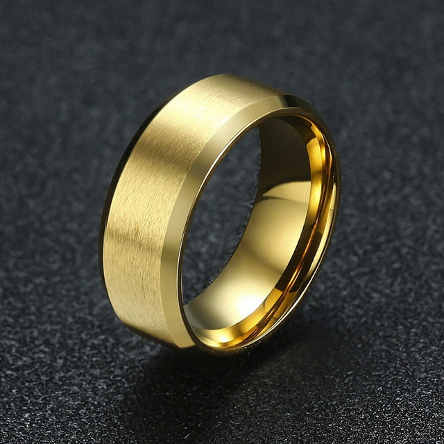 Aliança Dourada Escovada Larga (8mm) em Aço para Casamento, Namoro ou Compromisso - REF000152 - PIME.pt