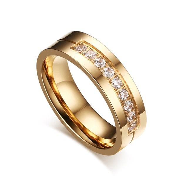 Aliança Dourada com Linha Central ou Banda de Pedras 6mm em Aço para Casamento, Namoro ou Compromisso - REF00080 - PIME.pt